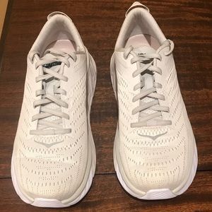 BNWT Hoka One One Arahi Running Shoes